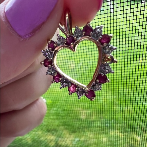 Diamond and ruby - Picture 11 of 13